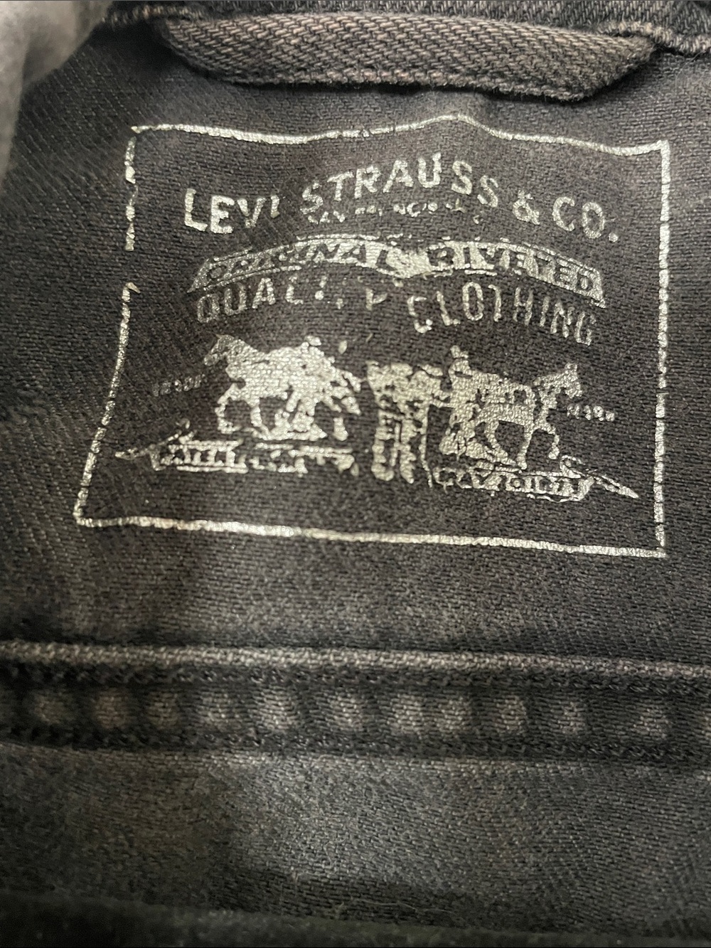 Levi's Washed Charcoal Denim Vest with Stud Details - Picture 2 of 6